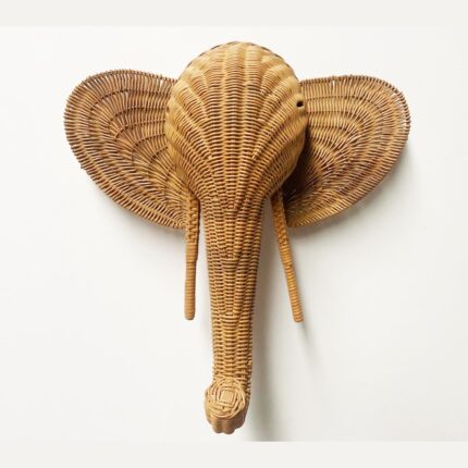 ornament-dekorasi-rotan-natural-binatang-gajah-Dharmasraya