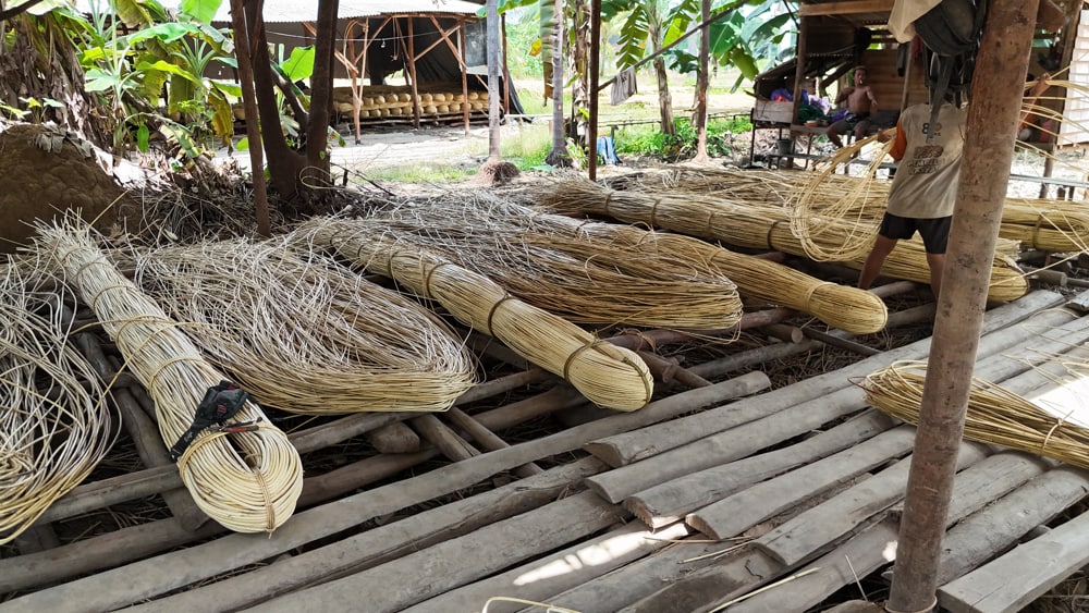 penyimpanan rotan